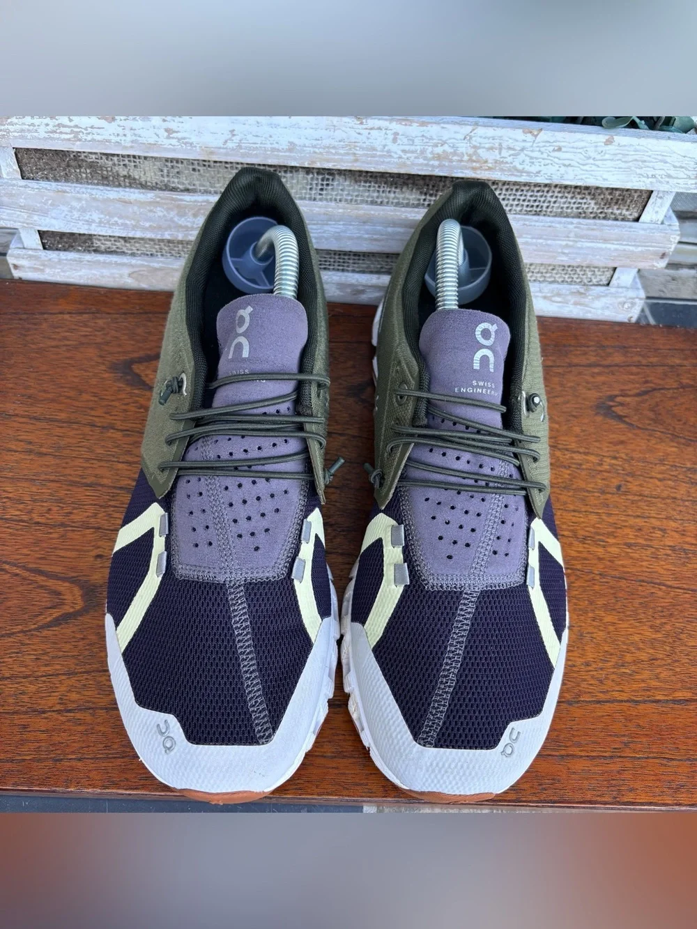 On Running Women's Sneakers Olive Green Black White